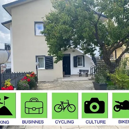 Amal'a-e L'aquila-alloggio Flessibile In Base Al Numero Di Ospiti- Parcheggio, Giardino E Deposito Bici Apartment L'Aquila